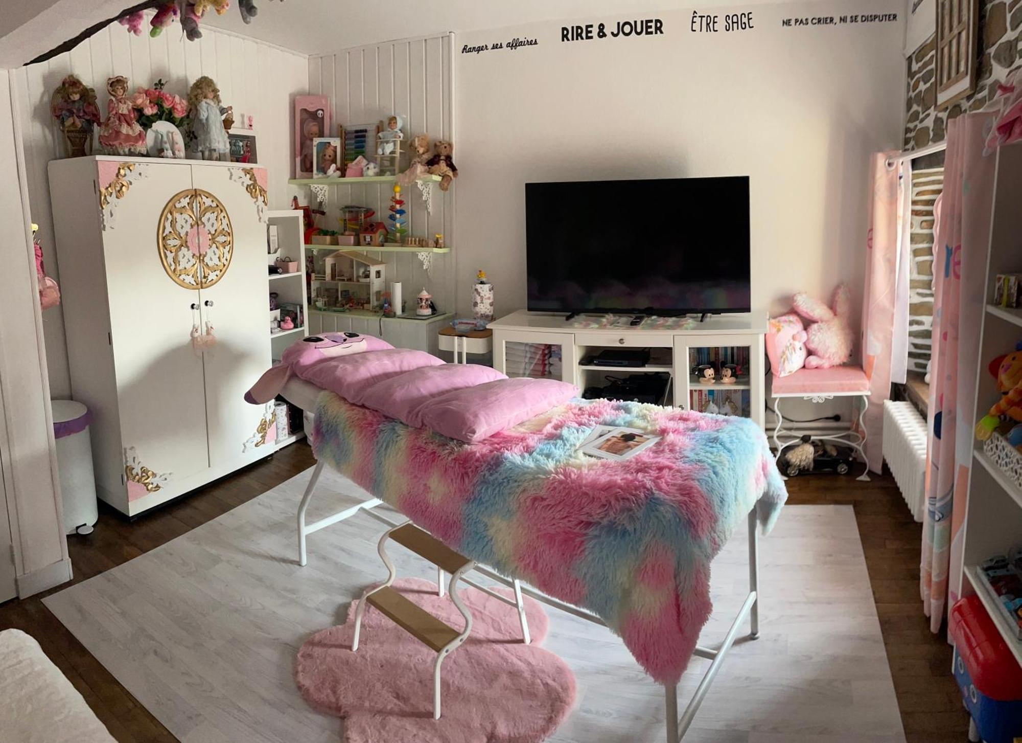 Chambre Du Retour En Enfance - Abdl ドル・デ・ブルターニュ エクステリア 写真